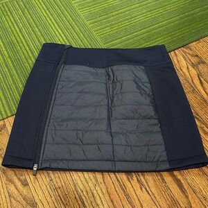 Renwick golf skirt navy blue size medium
